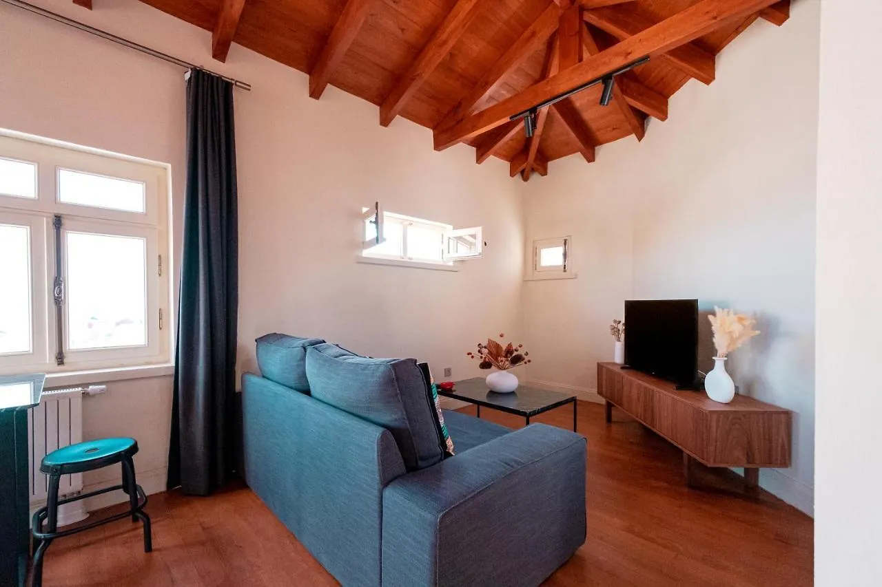 Homie Suites - Turna Residences In Cihangir Istambul 0*,  Turquia